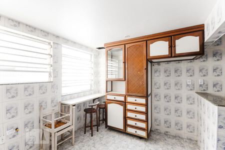 Apartamento à venda com 77m², 2 quartos e 1 vagaCozinha