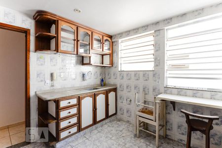 Apartamento à venda com 77m², 2 quartos e 1 vagaCozinha