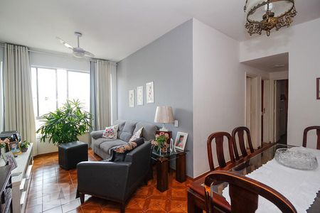 Apartamento à venda com 84m², 3 quartos e 1 vagaSala