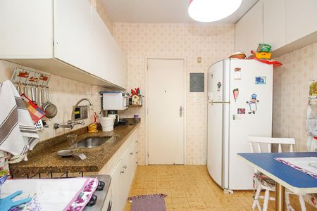 Apartamento à venda com 84m², 3 quartos e 1 vagaCozinha