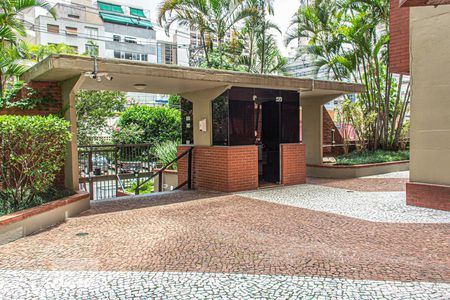 Apartamento à venda com 143m², 3 quartos e 2 vagasEntrada