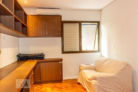 Apartamento à venda com 143m², 3 quartos e 2 vagasEscritório