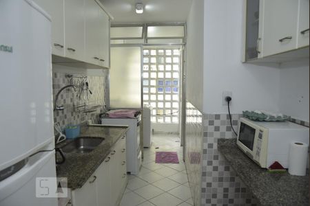Apartamento para alugar com 85m², 2 quartos e 1 vagaCozinha