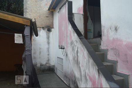 Casa à venda com 240m², 2 quartos e 2 vagasQuintal