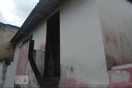 Casa à venda com 240m², 2 quartos e 2 vagasQuintal