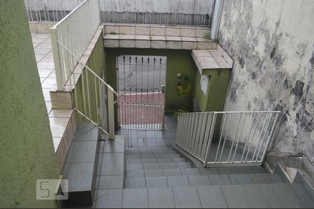 Casa à venda com 240m², 2 quartos e 2 vagasQuintal