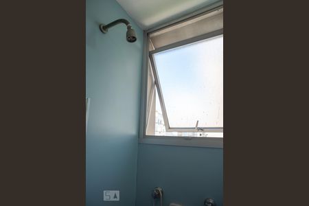 Apartamento à venda com 105m², 2 quartos e 2 vagasBanheiro da Suíte