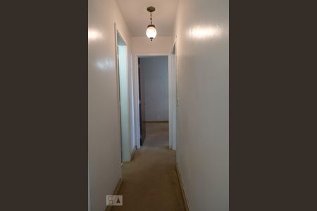 Apartamento à venda com 105m², 2 quartos e 2 vagasCorredor