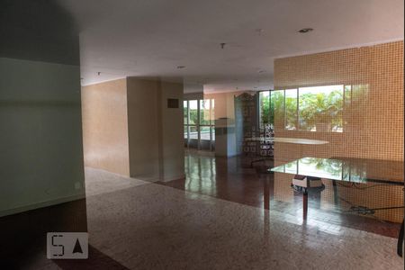 Apartamento à venda com 105m², 2 quartos e 2 vagasÁrea comum - Salão de festas