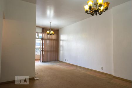 Sala de apartamento à venda com 2 quartos, 105m² em Copacabana, Rio de Janeiro