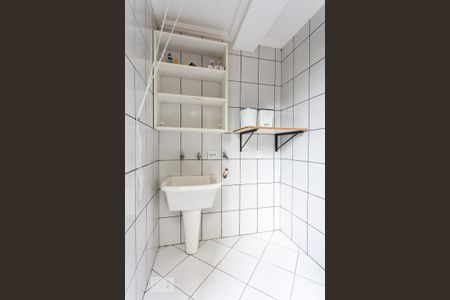 Casa de condomínio para alugar com 98m², 3 quartos e 2 vagas Casa de condomínio para alugar com 98m², 3 quartos e 2 vagasÁrea de Serviço