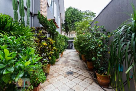 Área comum de casa de condomínio para alugar com 3 quartos, 98m² em Vila Gomes, São Paulo