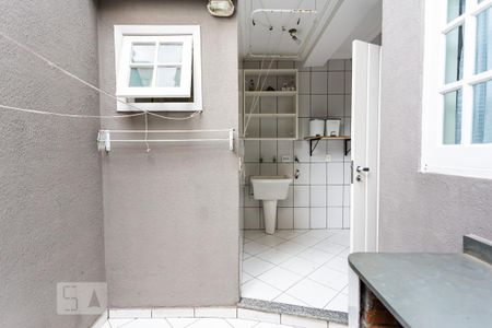 Casa de condomínio para alugar com 98m², 3 quartos e 2 vagas Casa de condomínio para alugar com 98m², 3 quartos e 2 vagasÁrea de Serviço