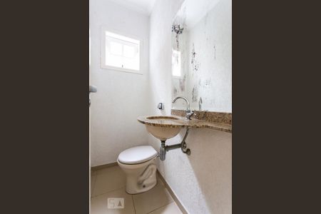 Lavabo de casa de condomínio para alugar com 3 quartos, 98m² em Vila Gomes, São Paulo