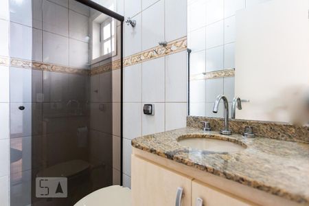 Casa de condomínio para alugar com 98m², 3 quartos e 2 vagas Casa de condomínio para alugar com 98m², 3 quartos e 2 vagasBanheiro da Suite