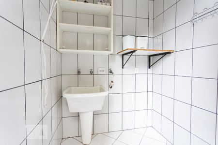 Casa de condomínio para alugar com 98m², 3 quartos e 2 vagas Casa de condomínio para alugar com 98m², 3 quartos e 2 vagasÁrea de Serviço