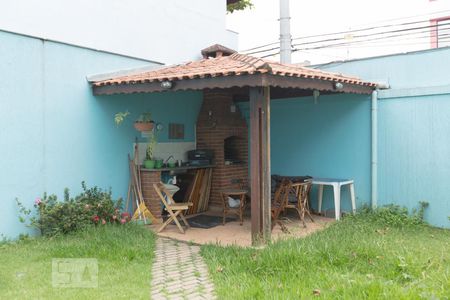 Casa para alugar com 100m², 2 quartos e 1 vaga Casa para alugar com 100m², 2 quartos e 1 vagaÁrea comum - Churrasqueira