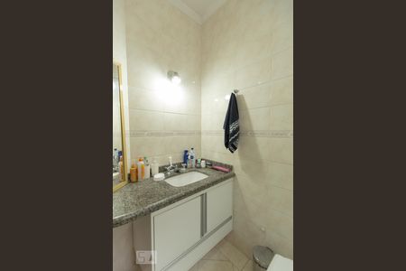 Banheiro 2 de casa à venda com 2 quartos, 100m² em Vila Independencia, São Paulo
