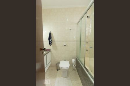 Banheiro 2 de casa para alugar com 2 quartos, 100m² em Vila Independencia, São Paulo