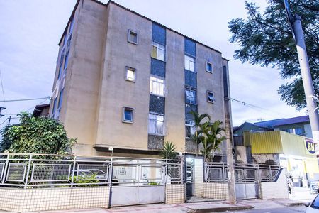 Apartamento para alugar com 60m², 2 quartos e 1 vagaFachada