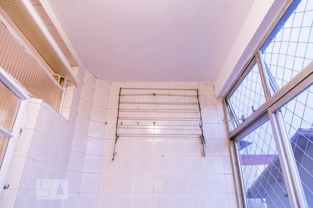 Apartamento para alugar com 60m², 2 quartos e 1 vagaÁrea de Serviço
