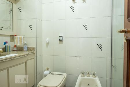 Apartamento para alugar com 169m², 3 quartos e 3 vagasBanheiro da Suíte 2