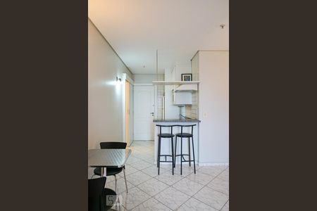 Cozinha de kitnet/studio para alugar com 1 quarto, 30m² em Perdizes, São Paulo