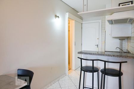 Cozinha de kitnet/studio para alugar com 1 quarto, 30m² em Perdizes, São Paulo