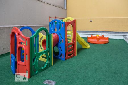 Apartamento para alugar com 80m², 3 quartos e 1 vaga Apartamento para alugar com 80m², 3 quartos e 1 vagaPlayground