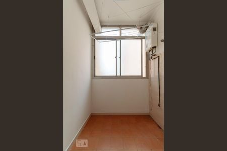 Área de Serviço de apartamento para alugar com 3 quartos, 80m² em Cerqueira César, São Paulo