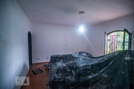 Casa à venda com 311m², 4 quartos e 7 vagasSuíte 2