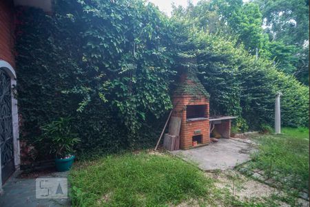 Casa à venda com 311m², 4 quartos e 7 vagasÁrea Externa