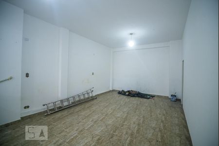 Casa à venda com 311m², 4 quartos e 7 vagasSalão
