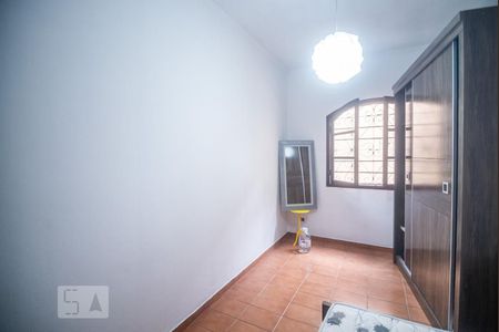 Casa à venda com 311m², 4 quartos e 7 vagasQuarto 2