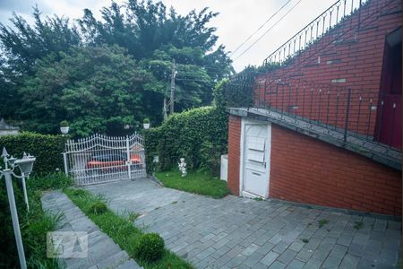 Casa à venda com 311m², 4 quartos e 7 vagasÁrea Externa