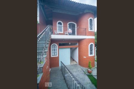 Casa à venda com 311m², 4 quartos e 7 vagasFachada