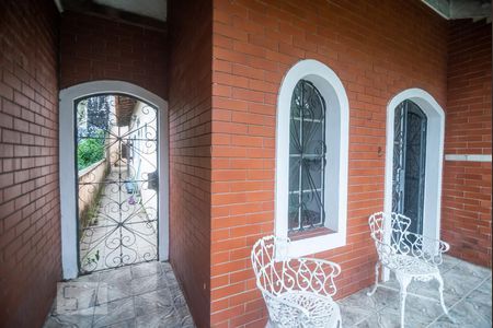 Casa à venda com 311m², 4 quartos e 7 vagasVaranda