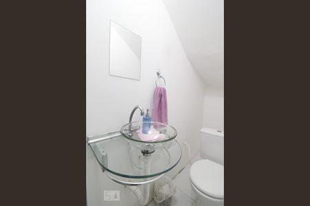 Casa à venda com 127m², 3 quartos e 4 vagasLavabo