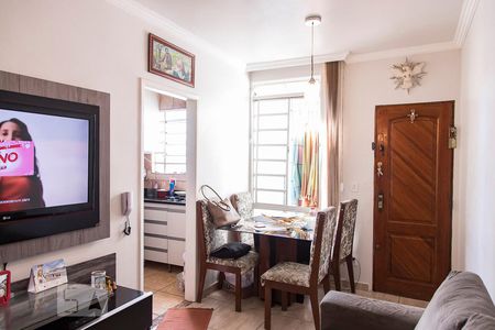 Sala de apartamento para alugar com 3 quartos, 100m² em Alto Caiçaras, Belo Horizonte