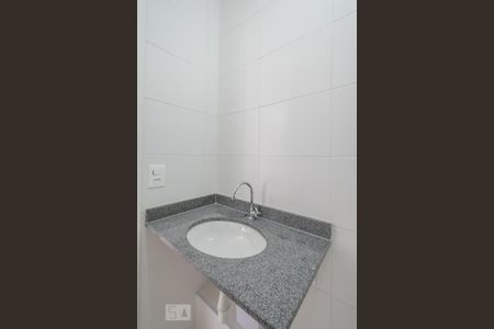 Apartamento à venda com 34m², 2 quartos e sem vaga Apartamento à venda com 34m², 2 quartos e sem vagaBanheiro