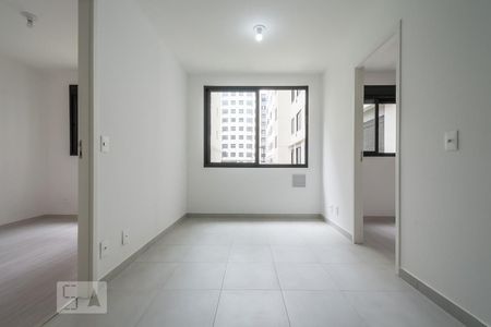 Sala de apartamento à venda com 2 quartos, 34m² em Jurubatuba, São Paulo