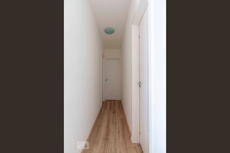 Corredor de apartamento à venda com 2 quartos, 47m² em Jardim Soraia, São Paulo