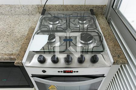 Apartamento para alugar com 69m², 2 quartos e 1 vaga Apartamento para alugar com 69m², 2 quartos e 1 vagaCozinha - Fogão