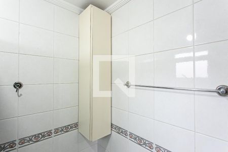 Apartamento para alugar com 69m², 2 quartos e 1 vaga Apartamento para alugar com 69m², 2 quartos e 1 vagaBanheiro da Suíte