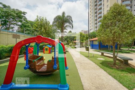 Apartamento para alugar com 69m², 2 quartos e 1 vaga Apartamento para alugar com 69m², 2 quartos e 1 vagaÁrea comum - Playground