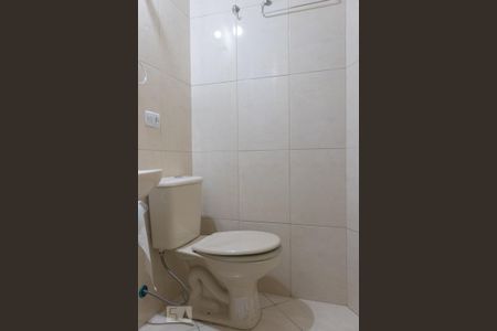 Studio Banheiro de kitnet/studio para alugar com 1 quarto, 27m² em Liberdade, São Paulo