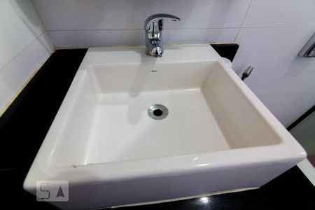 Apartamento para alugar com 32m², 1 quarto e sem vagaBanheiro - Torneira