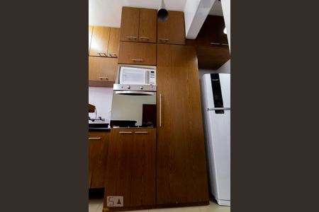 Apartamento para alugar com 32m², 1 quarto e sem vagaCozinha - Armários
