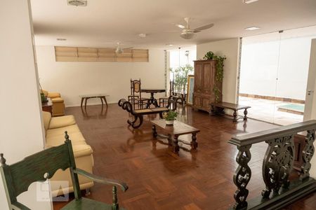 Apartamento à venda com 73m², 2 quartos e sem vagaÁrea comum - Salão de festas