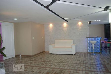 Apartamento para alugar com 60m², 2 quartos e 1 vagaÁrea comum - Salão de festas